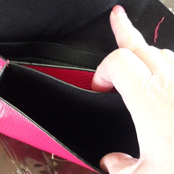 Handbag - Picture 3 of 4